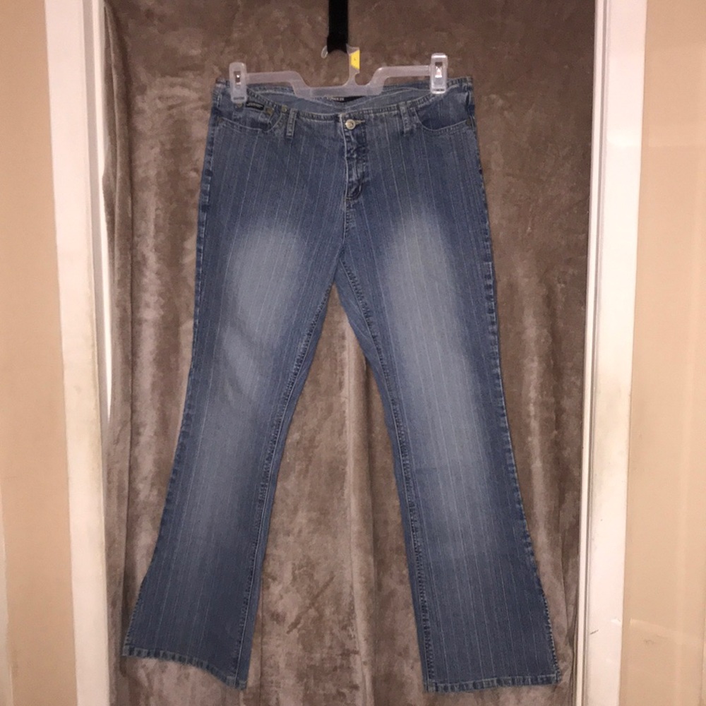 Squeeze Stephen Hardy jeans flare bottom  - no size but most likely 13/14